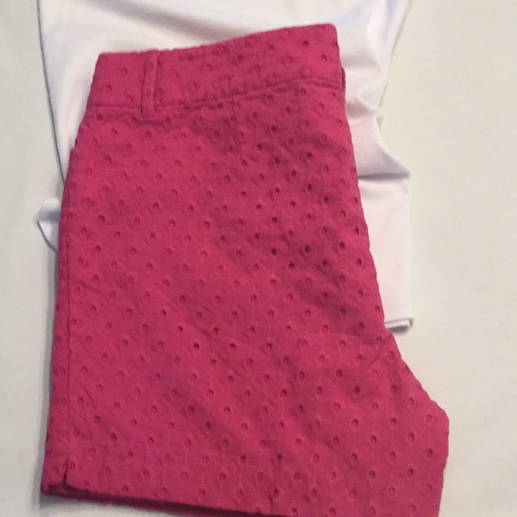 CUTE PINK SHORTS - Picture 3 of 3